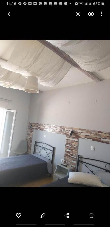 Meltemi Apartment Posidhonia  ภายนอก รูปภาพ