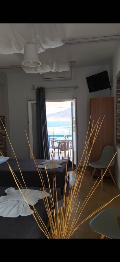 Meltemi Apartment Posidhonia  ภายนอก รูปภาพ