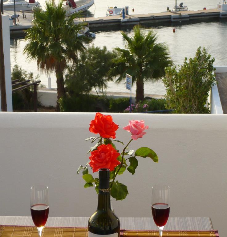 Meltemi Apartment Posidhonia  ภายนอก รูปภาพ